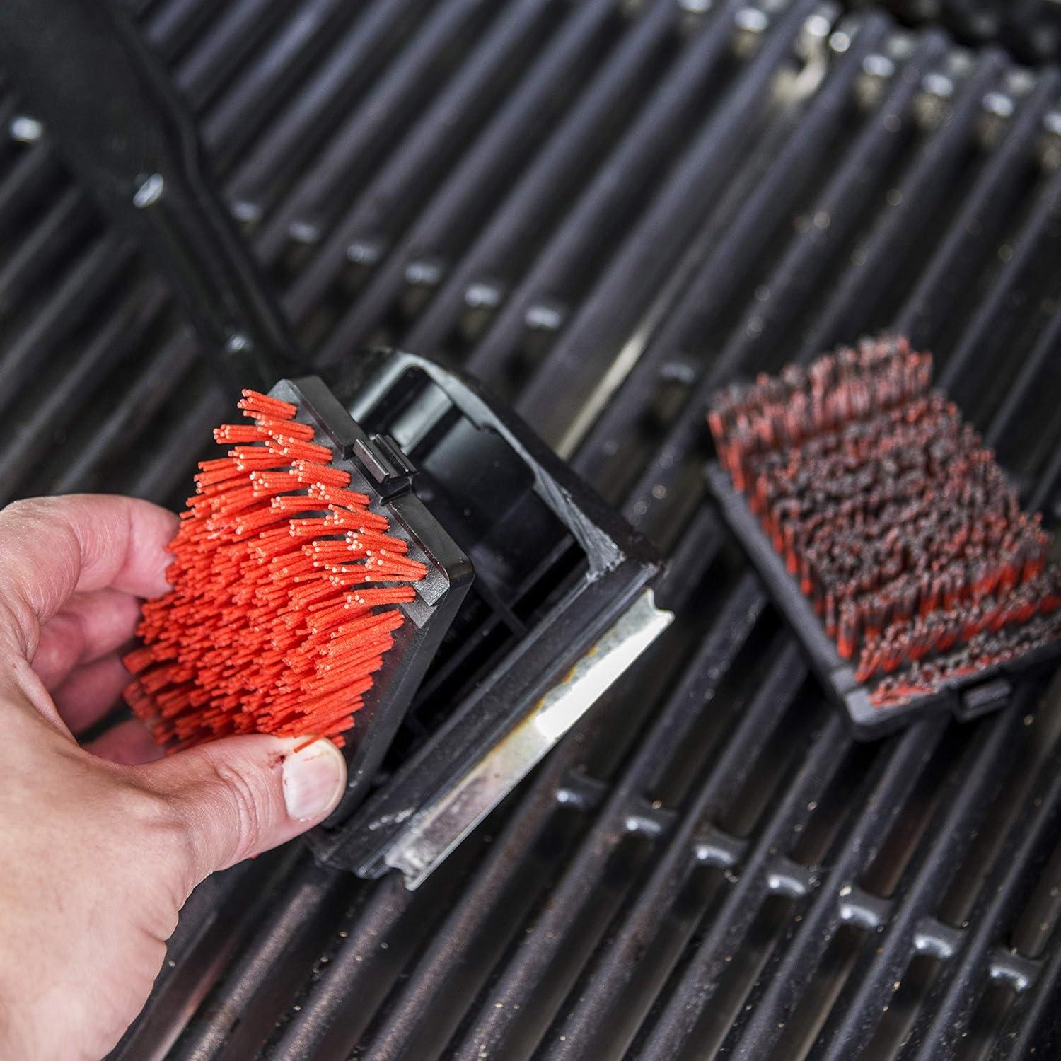 imageCharbroil SAFER Grill Brush Replacement Head 8666895Red