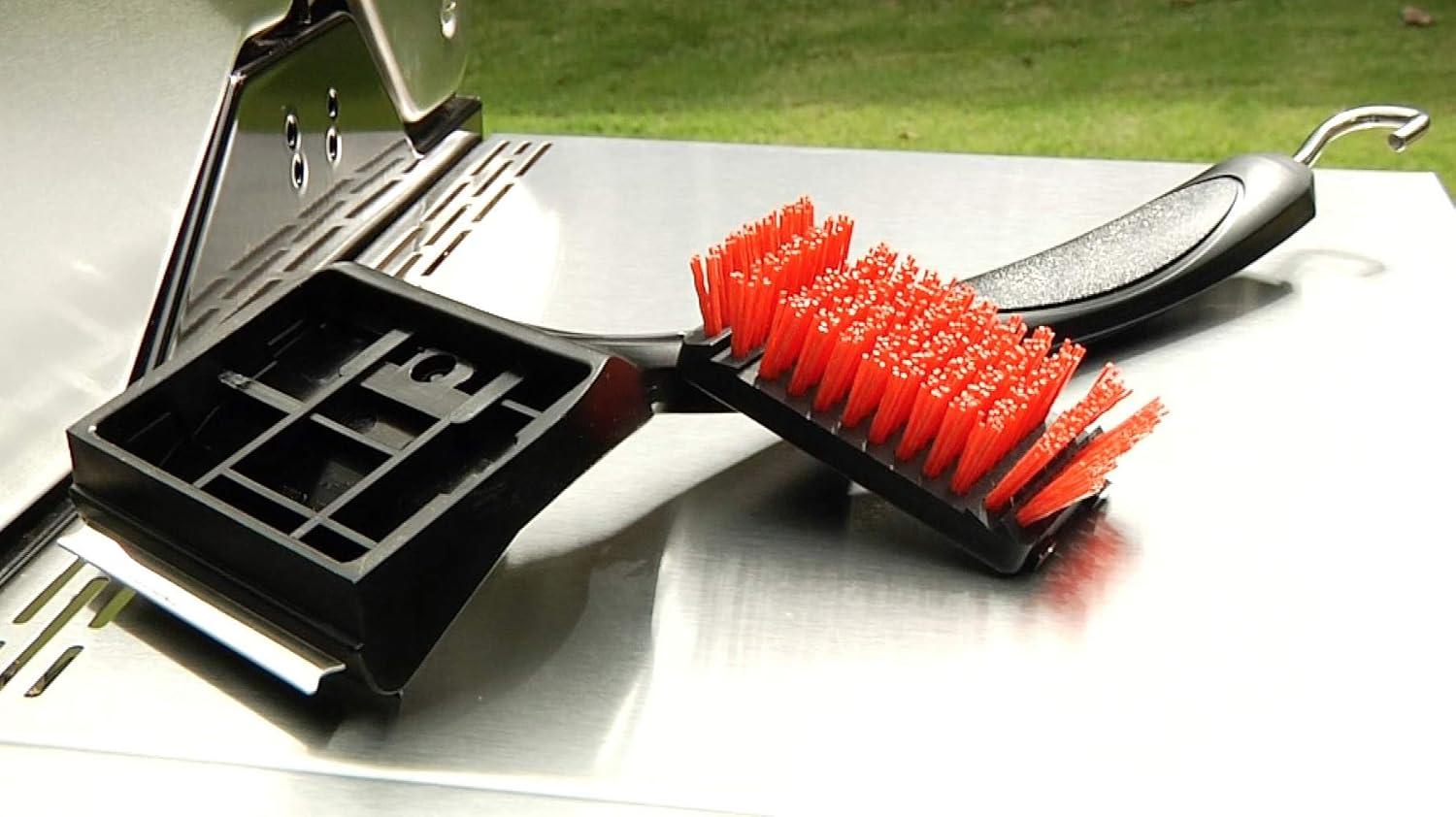 imageCharbroil Safer Replaceable Head Nylon Bristle Grill Brush with Cool Clean Technology CB1250038P6Red